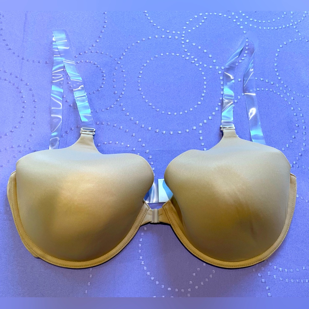 NWT 40DD Underwire Bra with clear straps and back